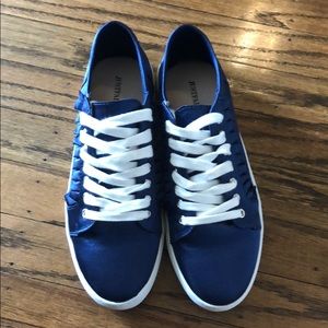 Royal blue sneakers. Brand new!